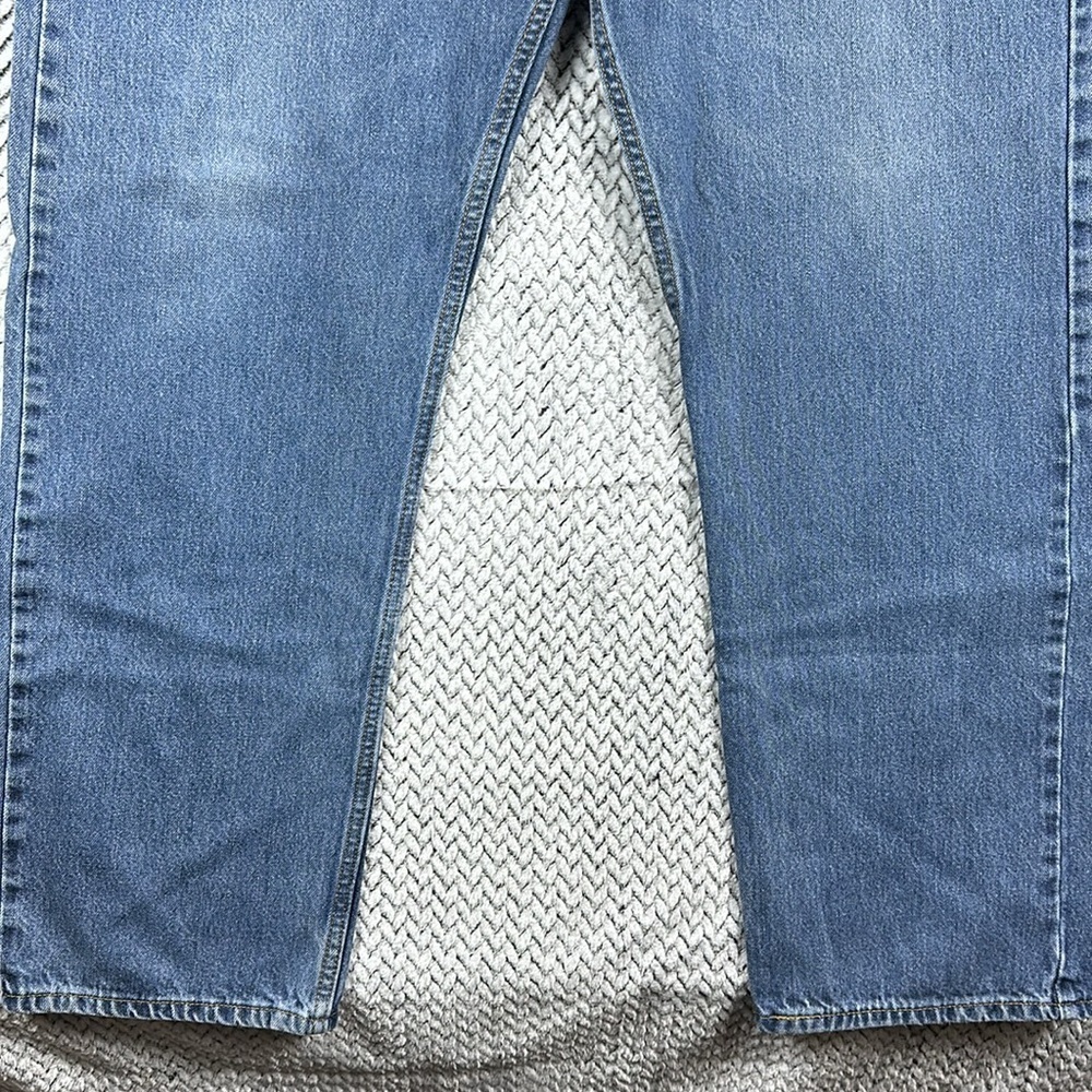 Levi 505 Regular Fit Men’s Size 42x32 - Picture 2 of 10